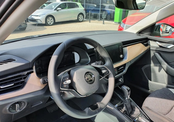 Skoda Scala cena 114200 przebieg: 10, rok produkcji 2023 z Szczecin małe 4